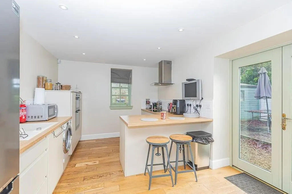 The Gate House - 3 Bed & Parking Villa Edinburg